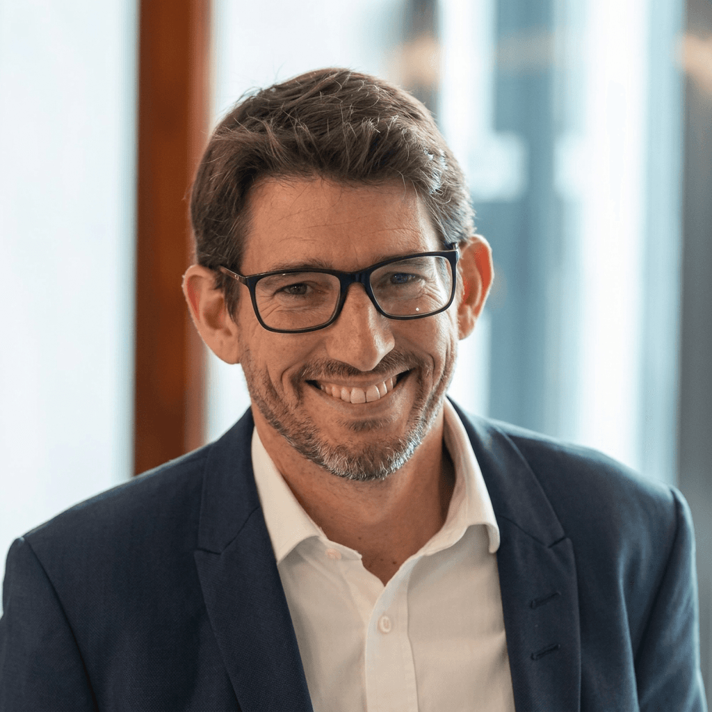 Darren Olivier headshot