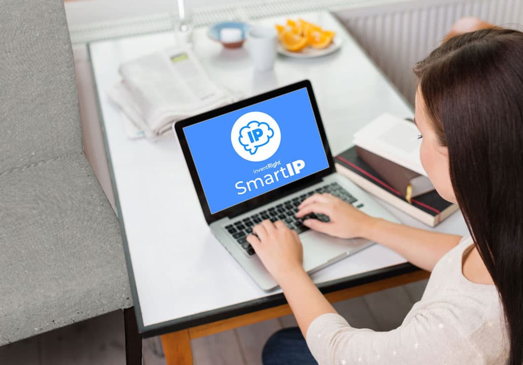 Inventor using SmartIP on a laptop