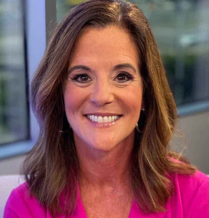 Christina Daves